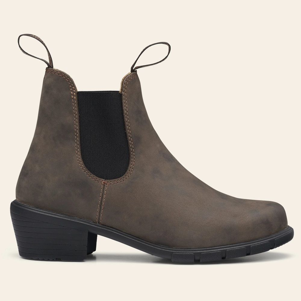 Blundstone Womens Heeled Boot- Rustic Brown, Size 9 US